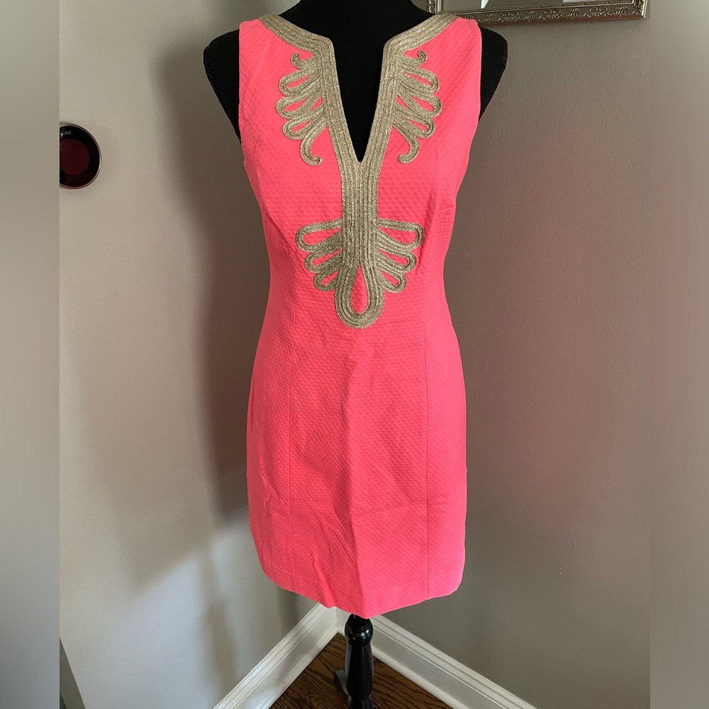 Lilly Pulitzer shift dress Janine neon pink gold details - Picture 1 of 12